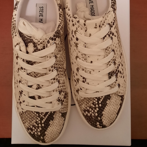 Steve Madden Platform Sneaker - Picture 6 of 8